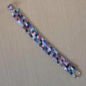 Multicolor Bracelet 7"